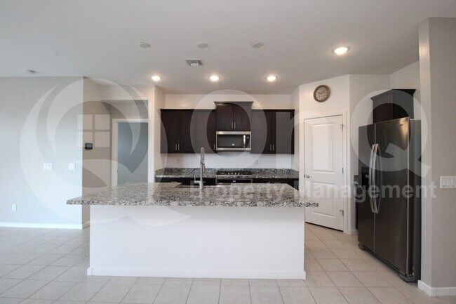 2567 San Felipe Trl Casa Grande, AZ 85194 photo 3