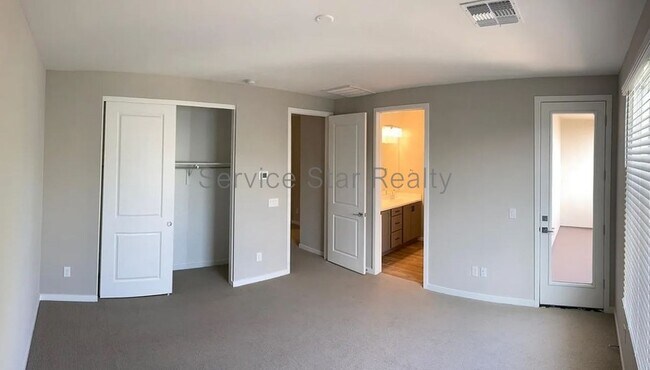 901 S Smith Rd Tempe, AZ 85281 photo 3