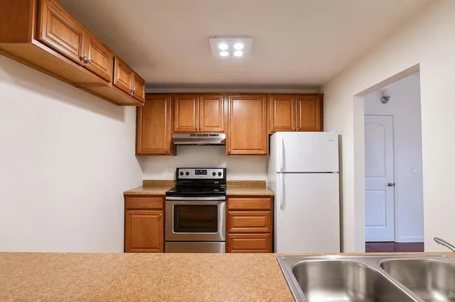 96 S Third St Campbell, CA 95008 photo 5