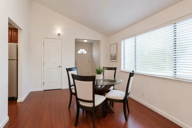 96 S Third St Campbell, CA 95008 photo 4