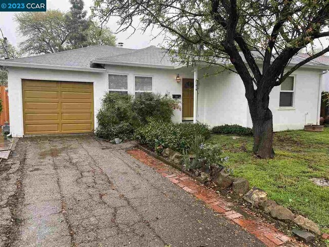 1414 San Carlos Ave photo 3
