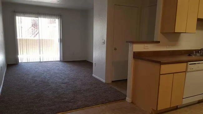 Cholla Ranch Apartments photo 4