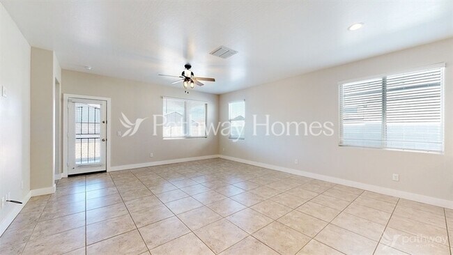 30995 W Whitton Ave Buckeye, AZ 85396 photo 4