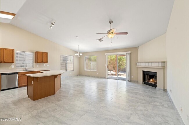 20223 N 30th St Phoenix, AZ 85050 photo 4