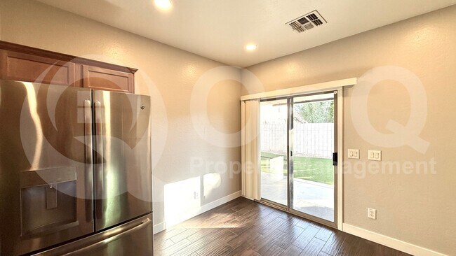 3057 S Eugene Mesa, AZ 85212 photo 4