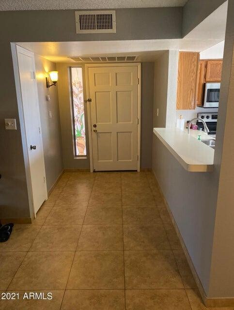 9275 E Mission Ln Scottsdale, AZ 85258 photo 3
