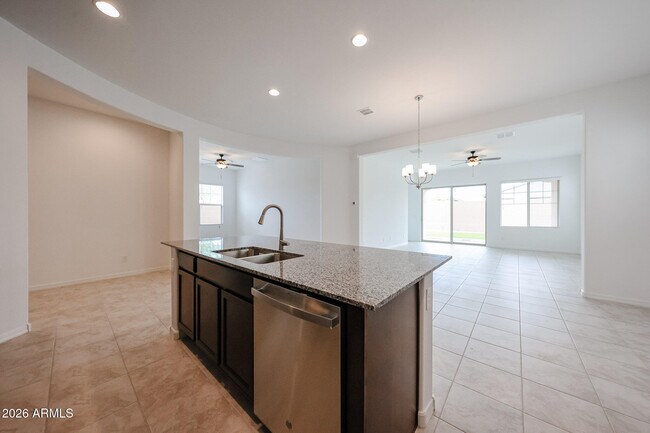 7616 Bronco Trl Peoria, AZ 85383 photo 5