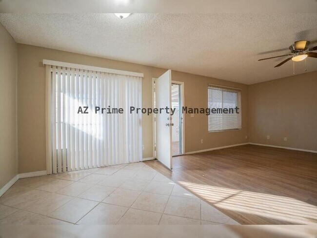 2133 W Turney Ave Phoenix, AZ 85015 photo 4