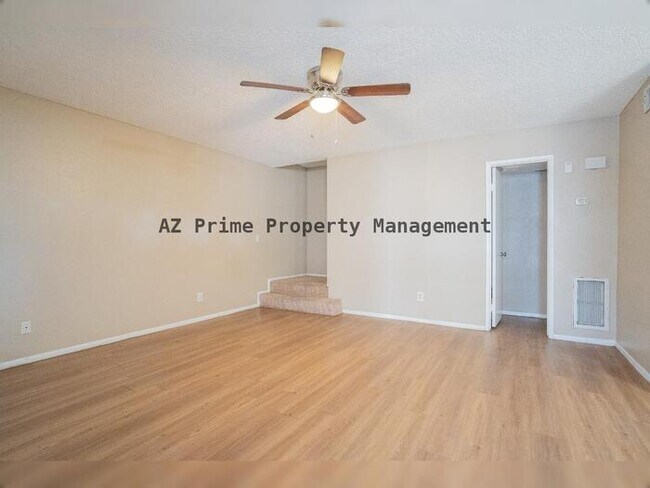 2133 W Turney Ave Phoenix, AZ 85015 photo 3