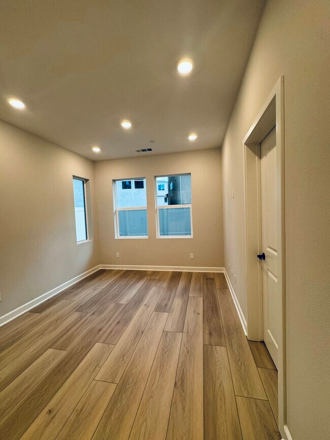 12145 Carter Ln San Diego, CA 92128 photo 5