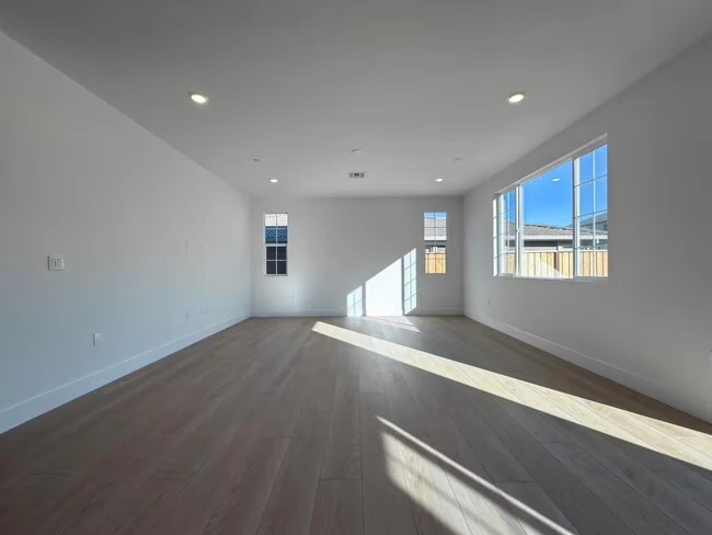 2848 Dapper St Tracy, CA 95377 photo 5