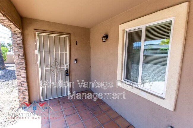 2204 West Campbell Ave Phoenix, AZ 85015 photo 4