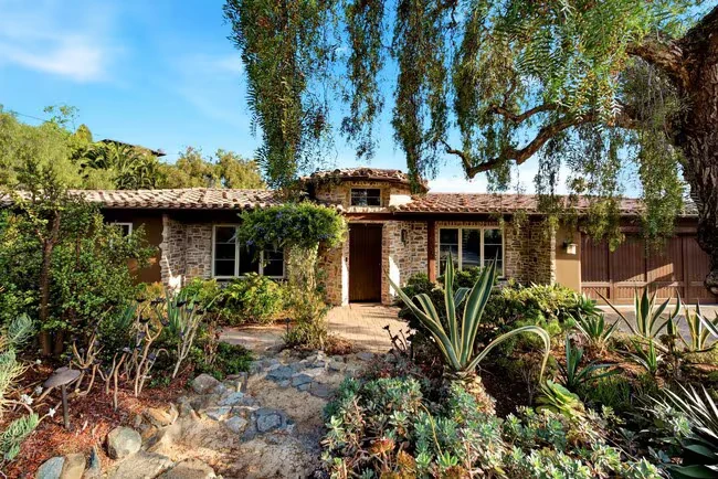 825 Gonzales St Solana Beach, CA 92075 photo 2