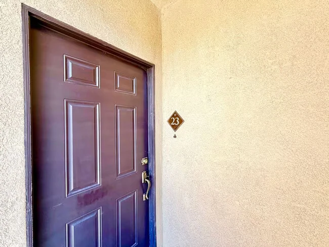 24909 Madison Ave Murrieta, CA 92562 photo 4