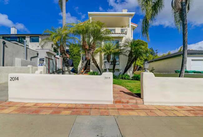 2014 Beryl St San Diego, CA 92109 photo 2