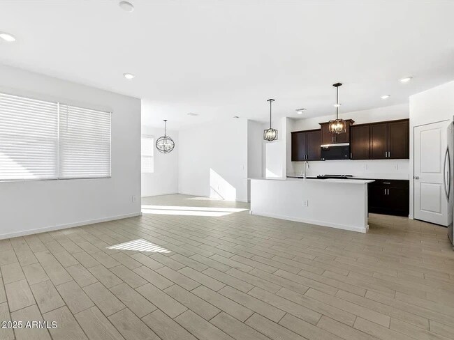 24637 W Grove St Buckeye, AZ 85326 photo 5