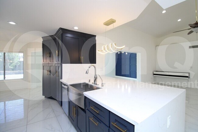 14819 N 58th St Scottsdale, AZ 85254 photo 3