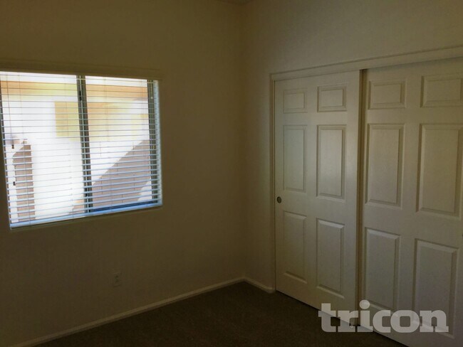 44570 W Mescal Dr Maricopa, AZ 85138 photo 3