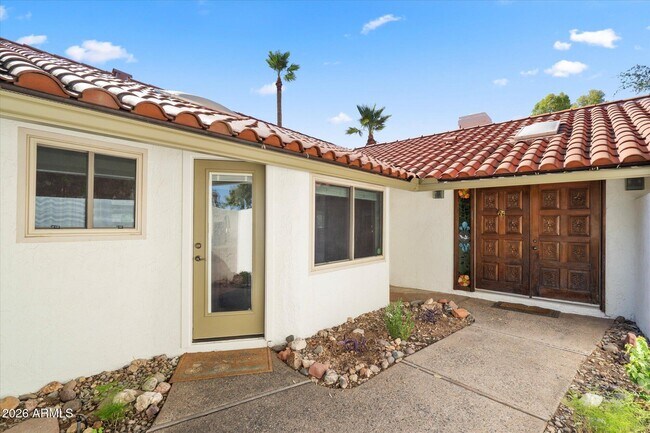1756 W Echo Ln Phoenix, AZ 85021 photo 3