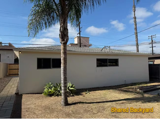 6851 Mohawk St San Diego, CA 92115 photo 5