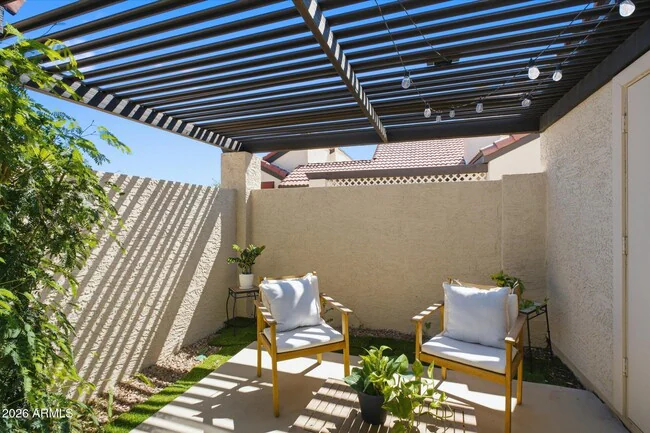 2143 E Center Ln Tempe, AZ 85281 photo 5