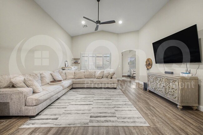 3644 S Danielson Way Chandler, AZ 85286 photo 5