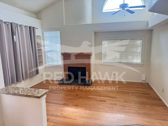 25 W La Vieve Ln Tempe, AZ 85284 photo 4