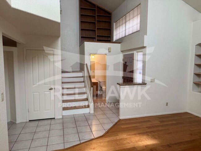 25 W La Vieve Ln Tempe, AZ 85284 photo 3