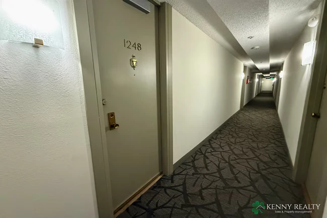 1BR/1BA Condo on Shelter Creek Ln · San Bruno photo 3