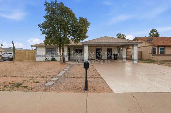 6201 W Acoma Dr photo 2