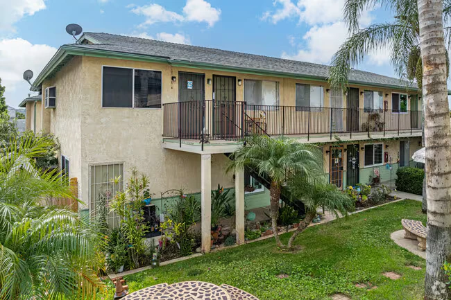 Persimmon Terrace Senior Apartments photo 4