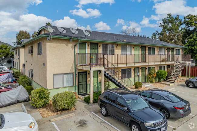 Persimmon Terrace Senior Apartments photo 3