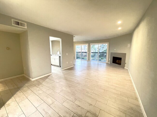 6959 Camino Pacheco San Diego, CA 92111 photo 3