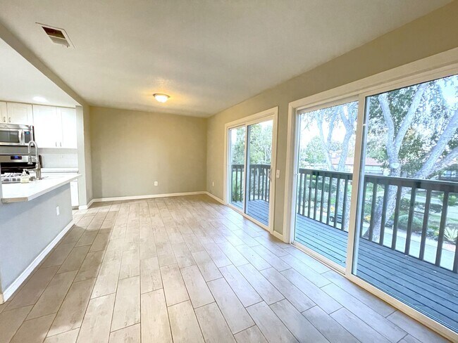 6959 Camino Pacheco San Diego, CA 92111 photo 5