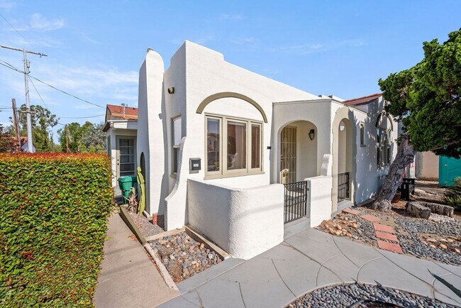 2924 32nd St San Diego, CA 92104 photo 2