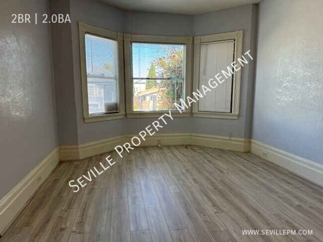 2920 Filbert St Oakland, CA 94608 photo 4