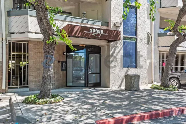 Unit 214 photo 3