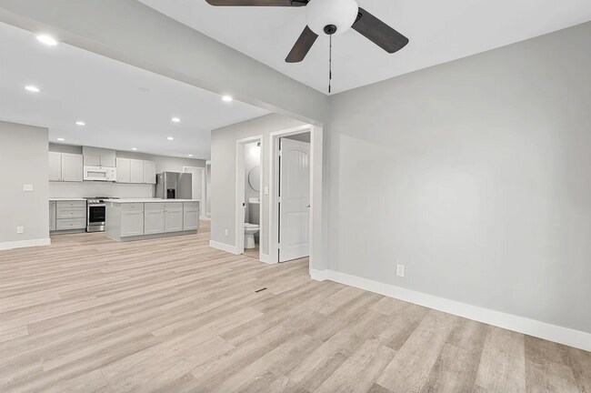 6232 Dorothy Dr San Diego, CA 92115 photo 4