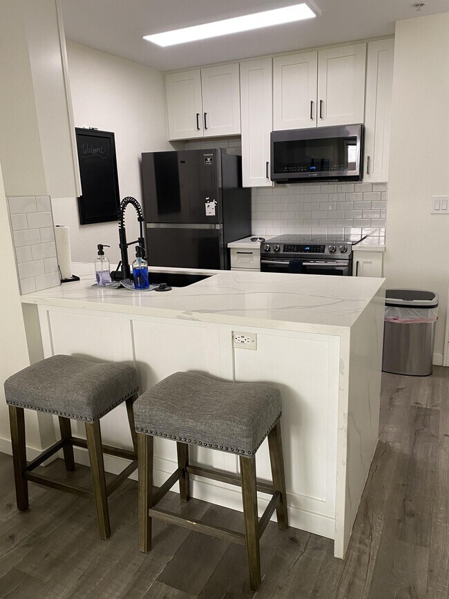 1435 India St San Diego, CA 92101 photo 4