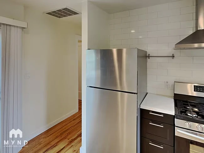 2118 Roosevelt Ave Berkeley, CA 94703 photo 4