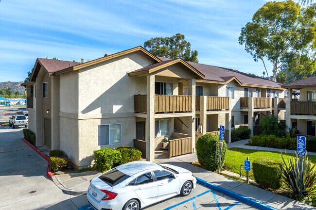 Elan Poway Hills photo 4