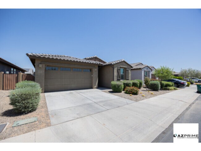 16870 W Las Palmaritas Dr Waddell, AZ 85355 photo 3