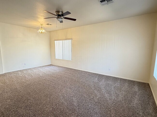 12384 W Grant St Avondale, AZ 85323 photo 3