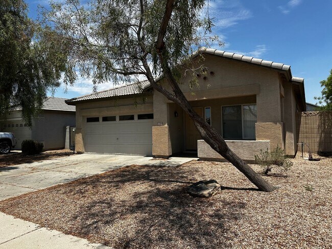 12384 W Grant St Avondale, AZ 85323 photo 2