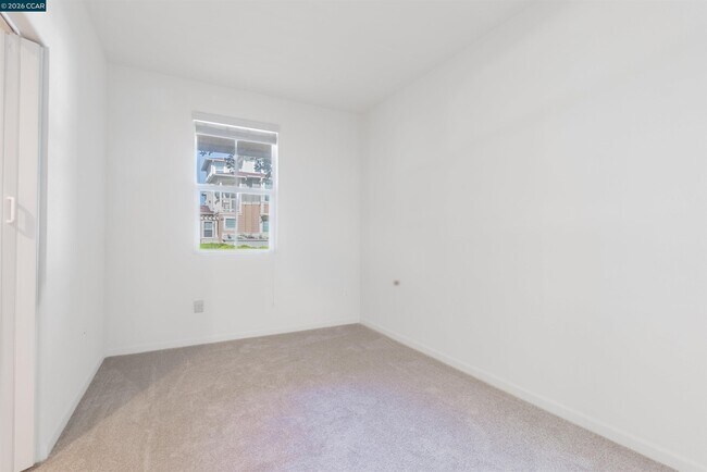 3091 Madsen Hayward, CA 94541 photo 5
