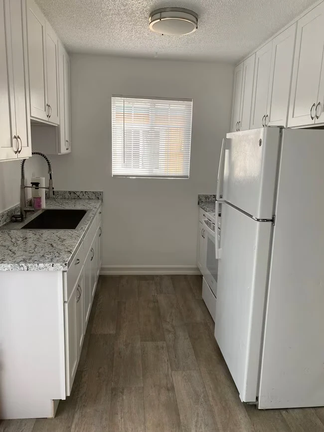 304 Hazel St Santa Rosa, CA 95401 photo 2