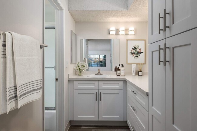 Plan A - 2x2 103 floor plan