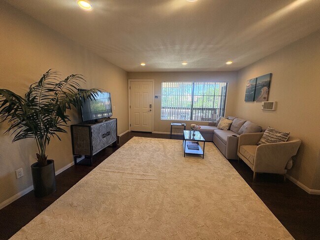 12665 Camino Mira Del Mar San Diego, CA 92130 photo 4