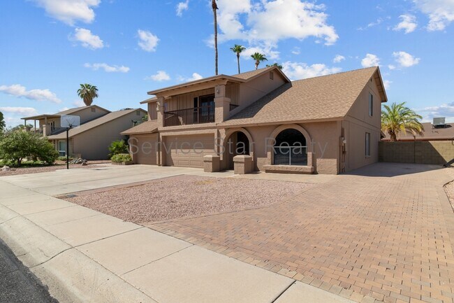 6142 W Sierra St Glendale, AZ 85304 photo 2