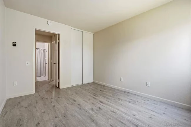 4060 Huerfano Ave San Diego, CA 92117 photo 2